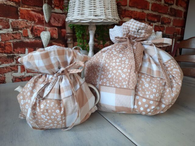set hooicooker en theecooker Zusjes De Jong