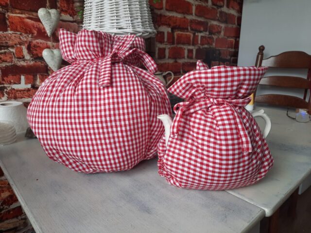 set hooicooker en theecooker Zusjes De Jong